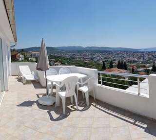 Апартаменты Apartment Light House Добра-Вода-2